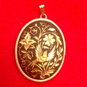 Chokin style pendant. New. Golden bird